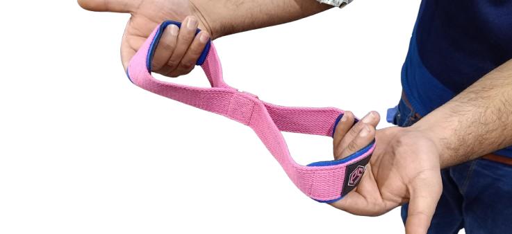 Figure 8 Lifting Straps