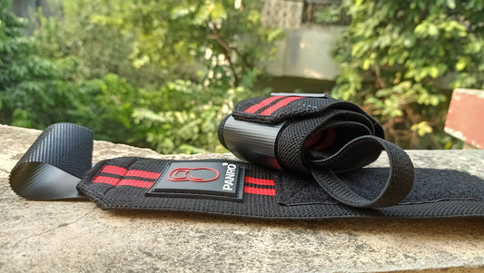 WRIST WRAPS BLACK-RED